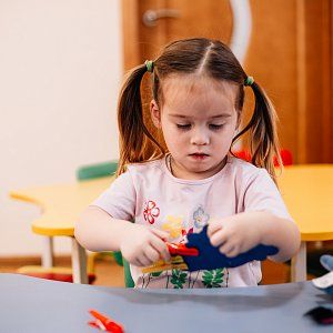 Чем заняты дети в детском саду