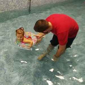 Занятия в бассейне